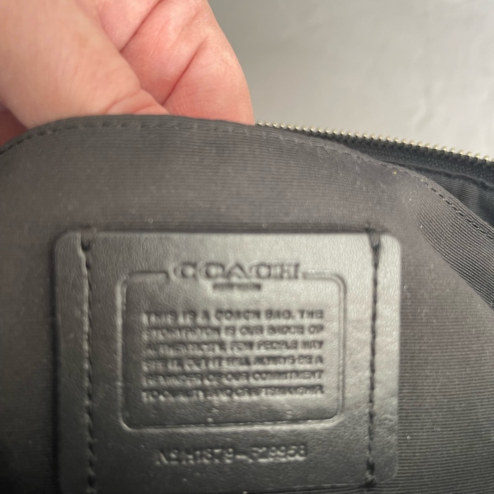 Coach Purse. - Picture 5 of 5